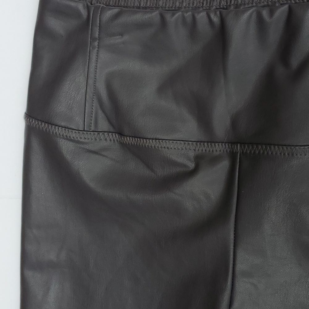 AGATELLE NYC medium vinyl leggings - Picture 3 of 7